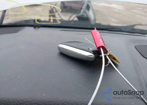 2017 Subaru Outback 3.6R Limited from USA, damaged, VIN 4S4BSENCXH3403220